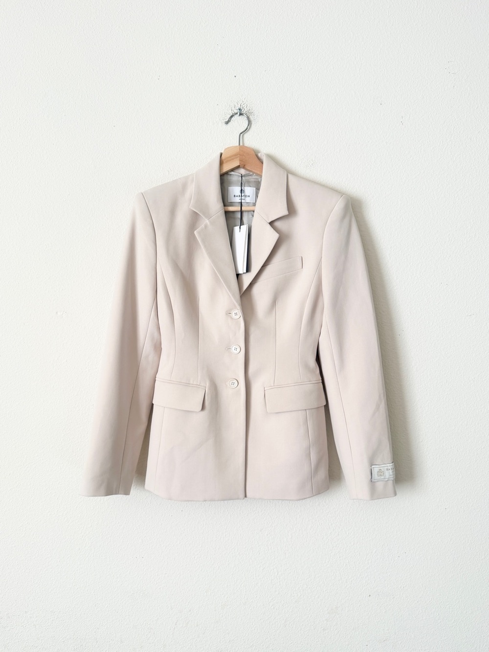 NWT Aritzia Babaton SIZE 2 Standout Pocketed Blazer in Birch light cream